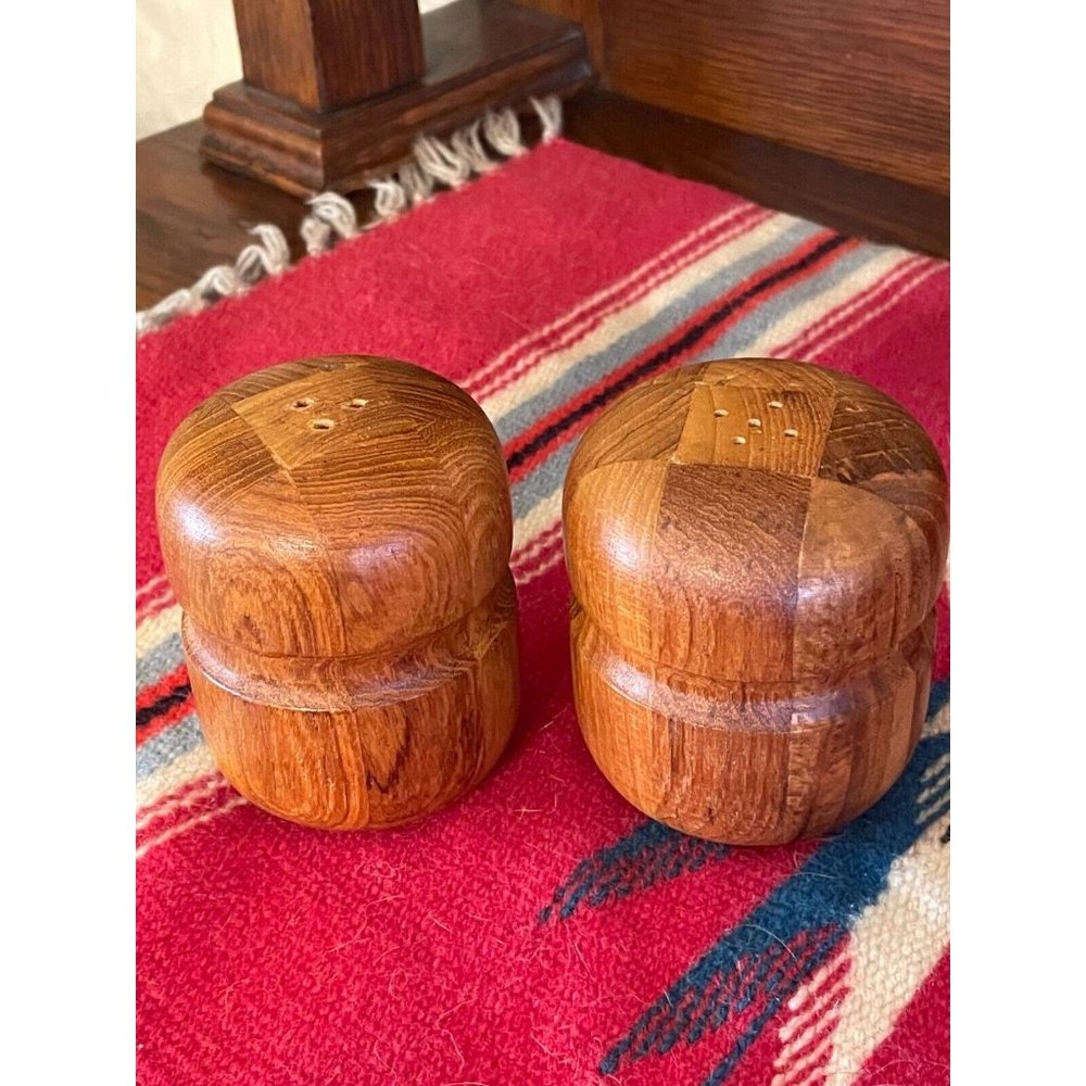 Vintage Mid-Century Modern Segmented Wood SALT & PEPPER Shakers FREE BONUS - Picture 4 of 7